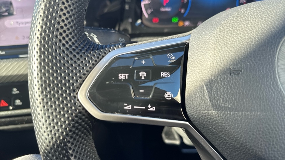 Used Volkswagen Golf 2023 for sale - 76873134: Photo 23