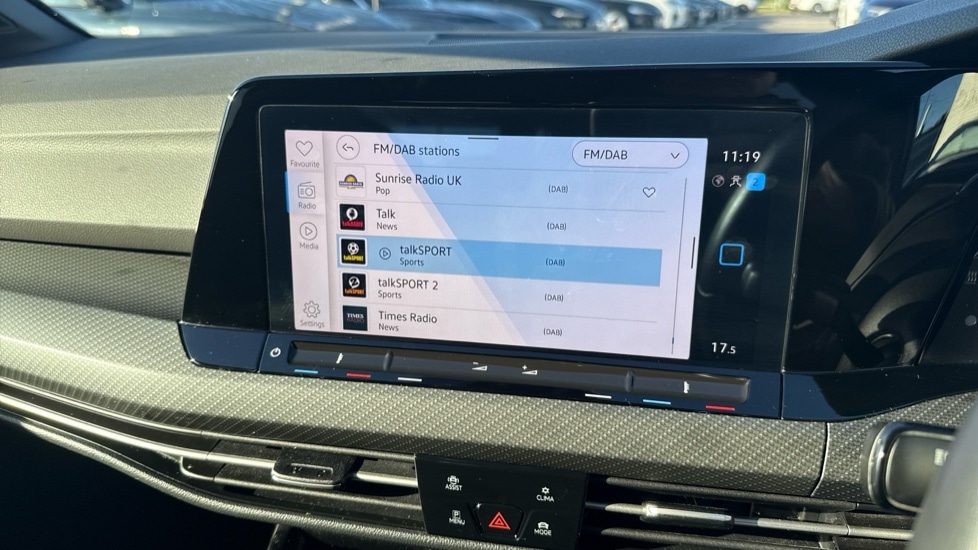 Used Volkswagen Golf 2023 for sale - 76873134: Photo 33