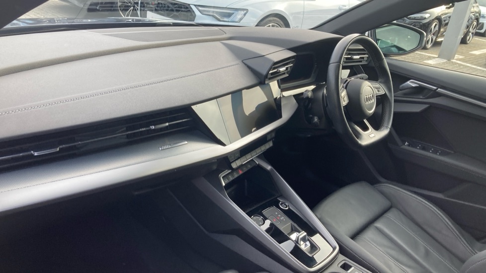 Used Audi A3 2023 for sale - 76161540: Photo 2
