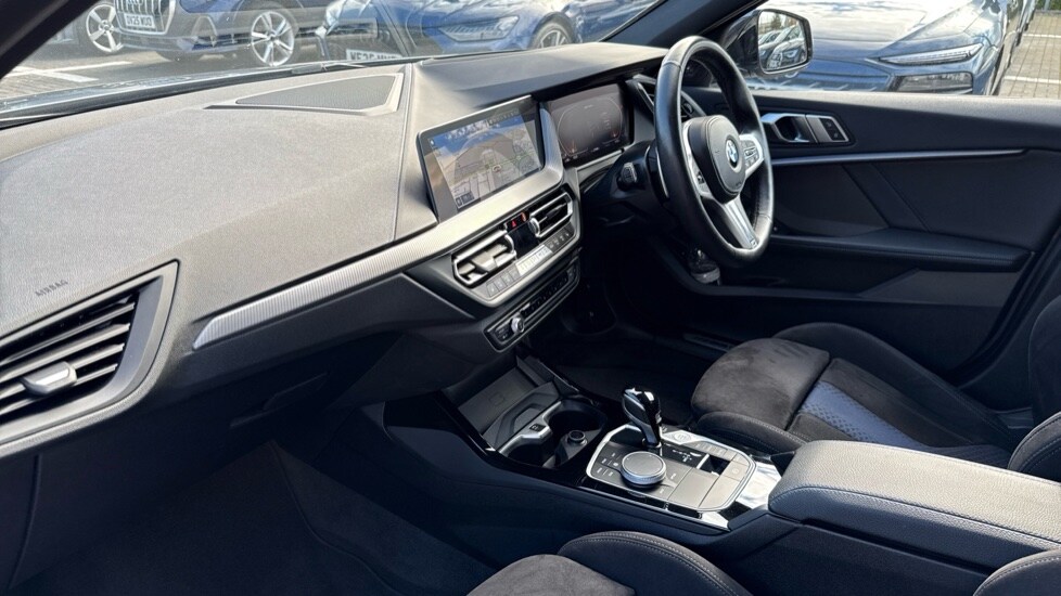 Used BMW 1 Series 2023 for sale - 76999435: Photo 10