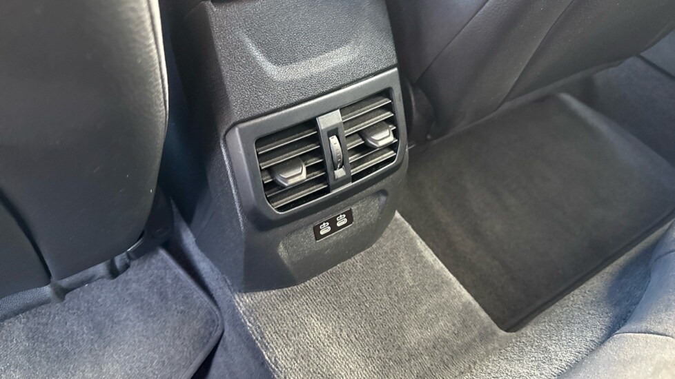 Used BMW 1 Series 2023 for sale - 76999435: Photo 40