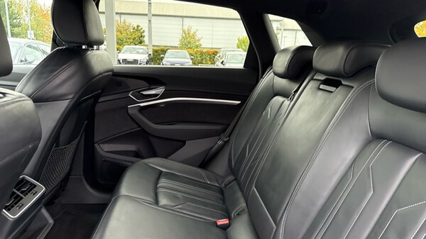 Used Audi e-tron 2021 for sale - 76146244: Photo 15
