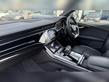 Used Audi Q8 2023 for sale - 75715226: Photo