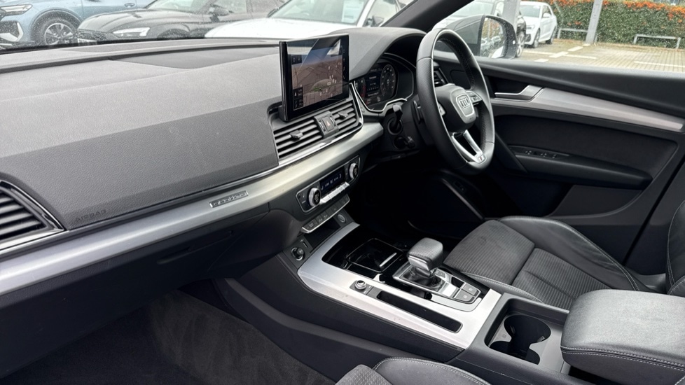 Used Audi Q5 2022 for sale - 76203823: Photo 2