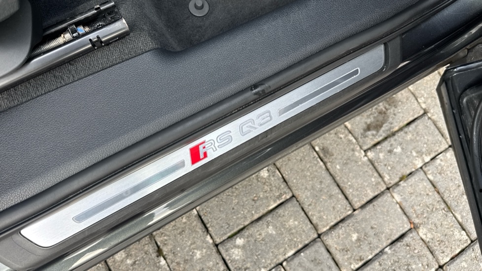 Used Audi RS Q3 2020 for sale - 76203876: Photo 41
