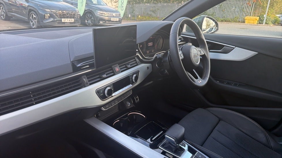 Used Audi A4 2024 for sale - 76872718: Photo 2