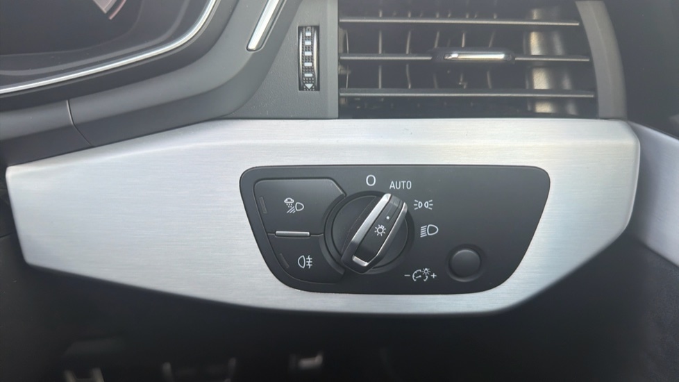 Used Audi A4 2024 for sale - 76872718: Photo 50