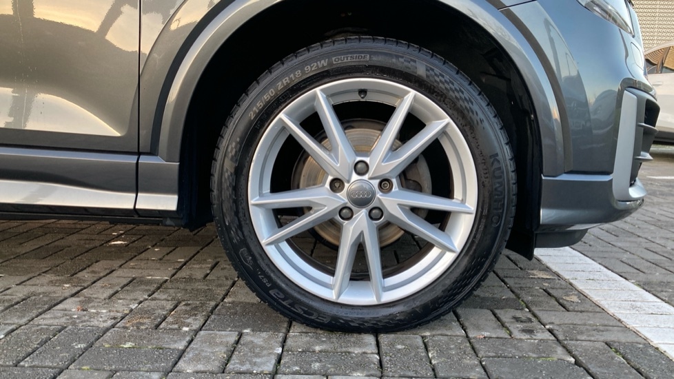 Used Audi Q2 2020 for sale - 76872247: Photo 5