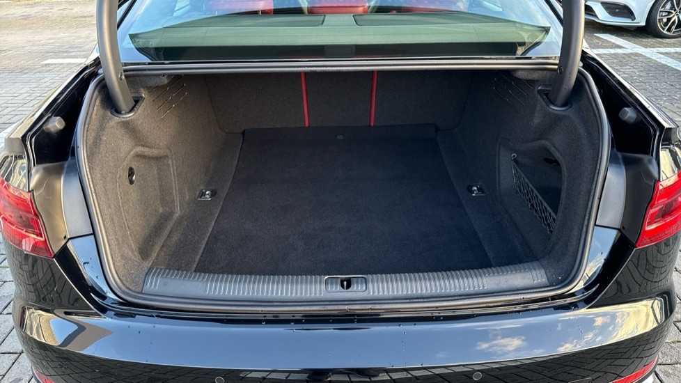 Used Audi A4 2017 for sale - 76907941: Photo 18