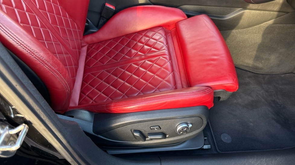 Used Audi A4 2017 for sale - 76907941: Photo 29