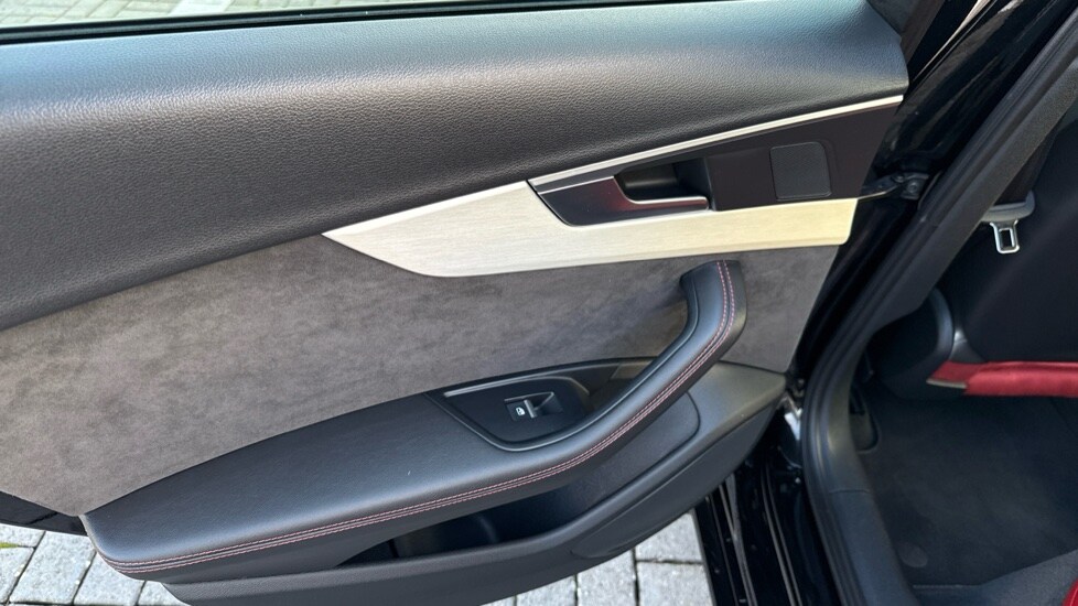 Used Audi A4 2017 for sale - 76907941: Photo 42