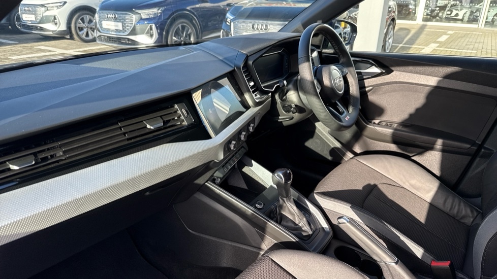 Used Audi A1 2025 for sale - 76872989: Photo 2