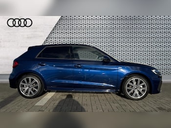 Used Audi A1 2025 for sale - 76872989: Photo