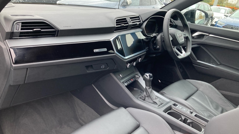 Used Audi Q3 2025 for sale - 76873253: Photo 2