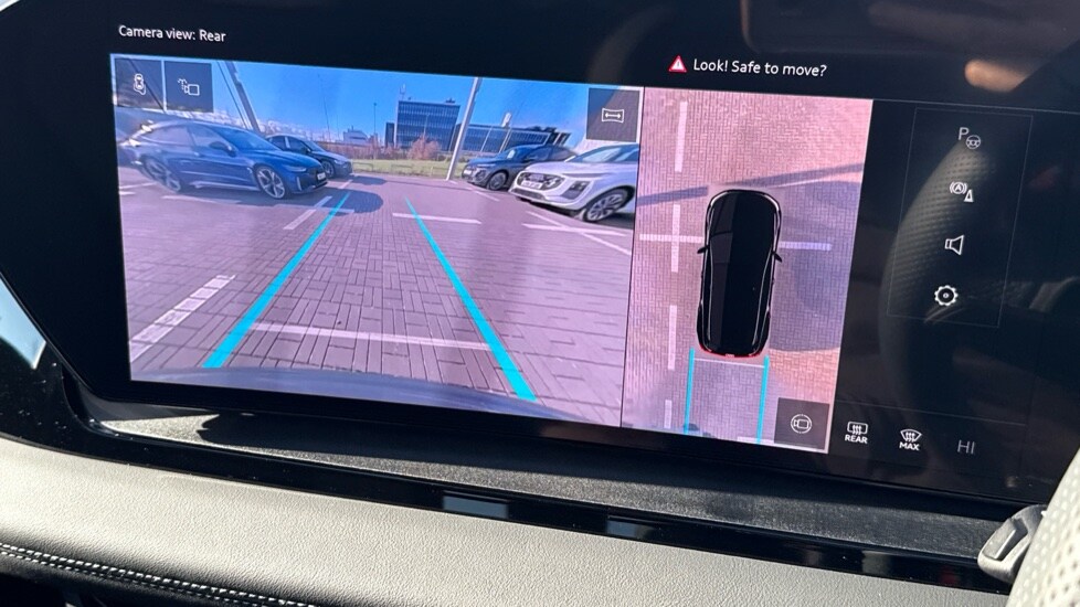 Used Audi Q6 e-tron 2025 for sale - 76660765: Photo 35