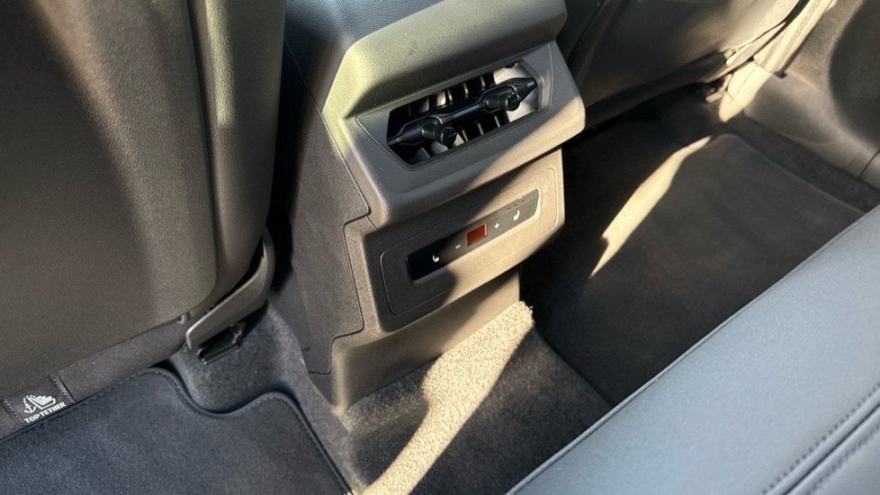 Used Audi Q6 e-tron 2025 for sale - 76660765: Photo 44