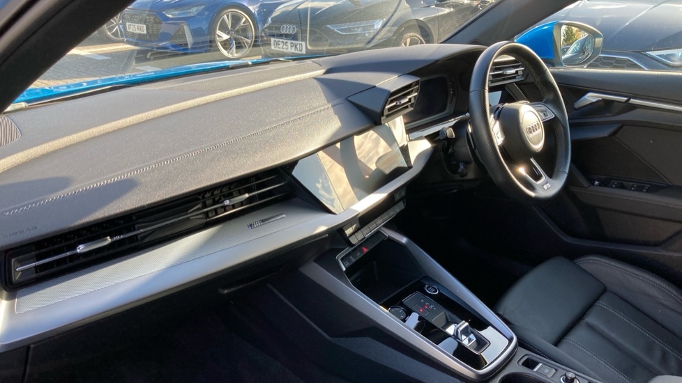 Used Audi A3 2023 for sale - 76203832: Photo 2