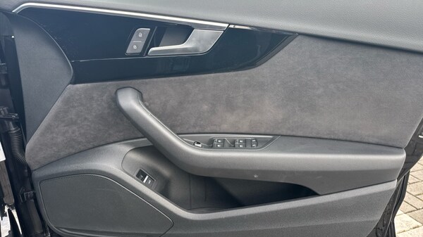 Used Audi A4 2023 for sale - 75660165: Photo 28