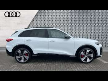 Used Audi Q5 2025 for sale - 75121030: Photo