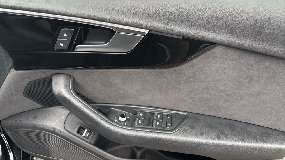 Used Audi A4 2023 for sale - 76869504: Photo 28