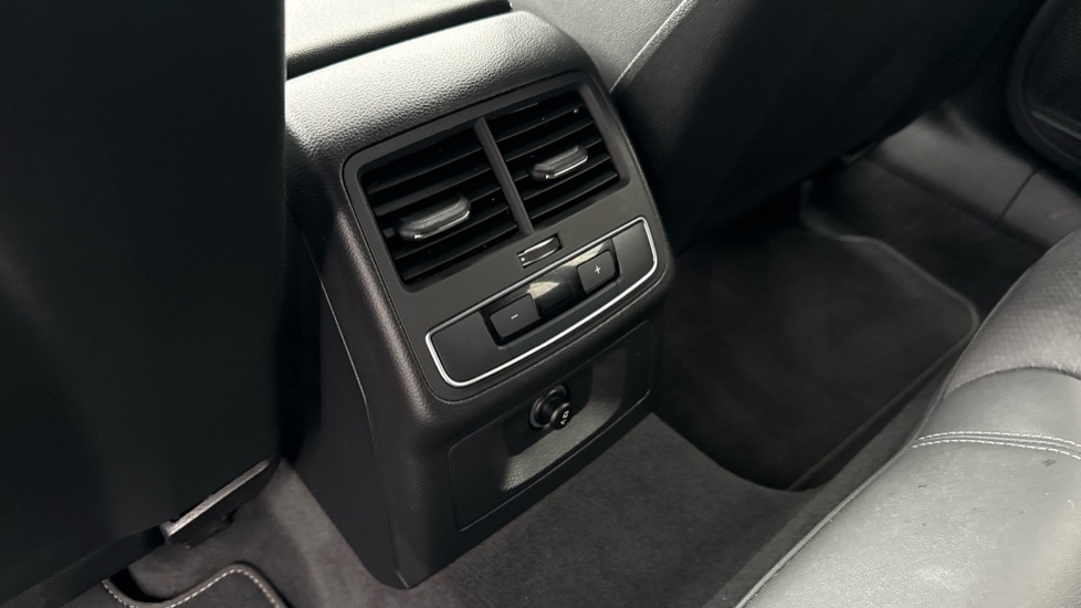 Used Audi A4 2023 for sale - 76869504: Photo 44