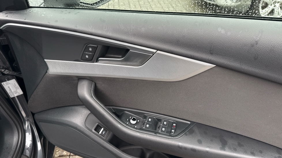 Used Audi A4 2023 for sale - 76191023: Photo 28