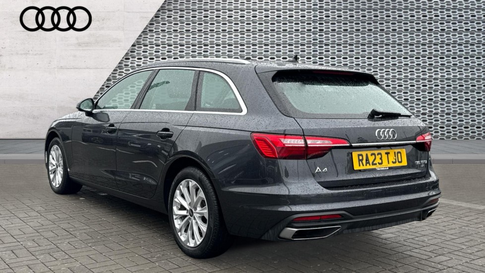 Used Audi A4 2023 for sale - 76191023: Photo 3