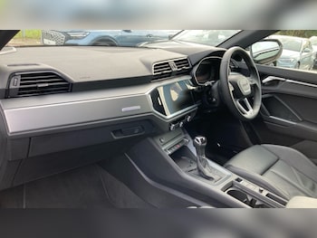 Used Audi Q3 2025 for sale - 76466310: Photo