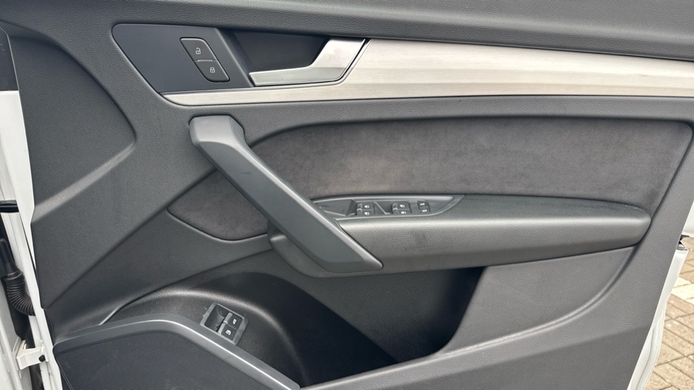 Used Audi Q5 2023 for sale - 76915109: Photo 28