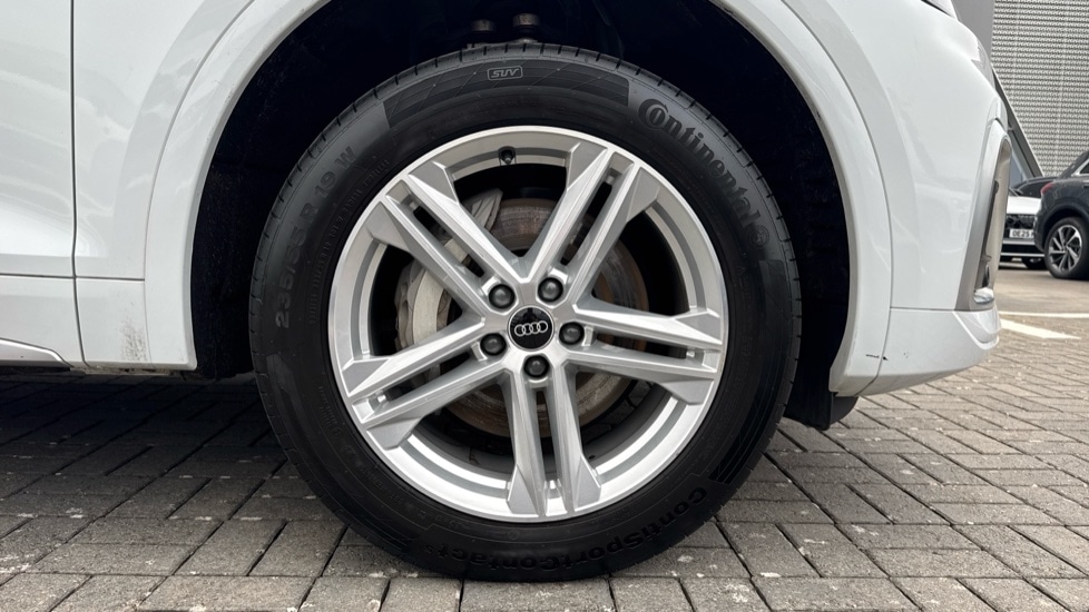 Used Audi Q5 2023 for sale - 76915109: Photo 5