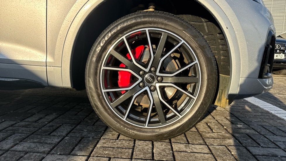 Used Audi Q5 2023 for sale - 76888825: Photo 5