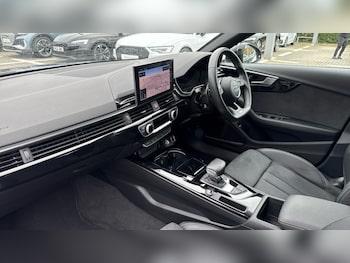 Used Audi A4 2021 for sale - 76161524: Photo