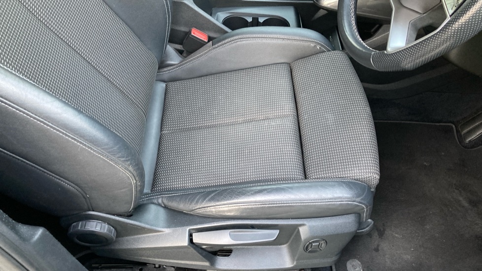 Used Audi Q4 e-tron 2021 for sale - 76872944: Photo 29