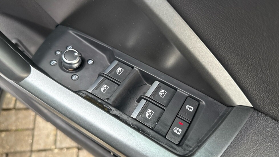 Used Audi Q3 2025 for sale - 76874469: Photo 46