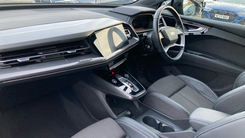 Used Audi Q4 e-tron 2021 for sale - 76901342: Photo 2