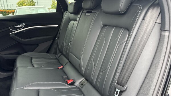 Used Audi e-tron 2021 for sale - 76007818: Photo 15
