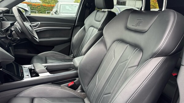 Used Audi e-tron 2021 for sale - 76007818: Photo 17