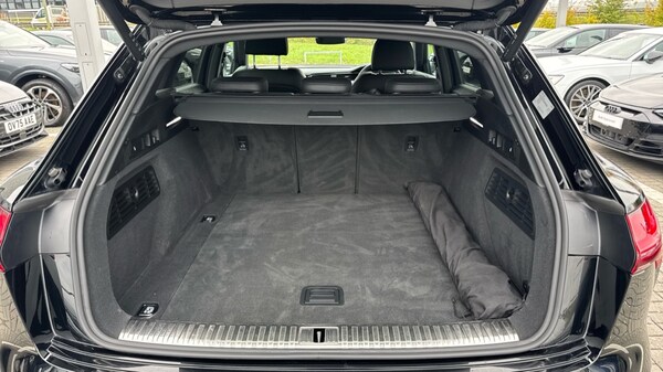 Used Audi e-tron 2021 for sale - 76007818: Photo 18