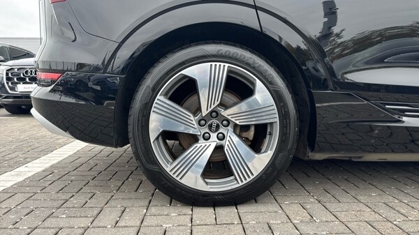 Used Audi e-tron 2021 for sale - 76007818: Photo 21