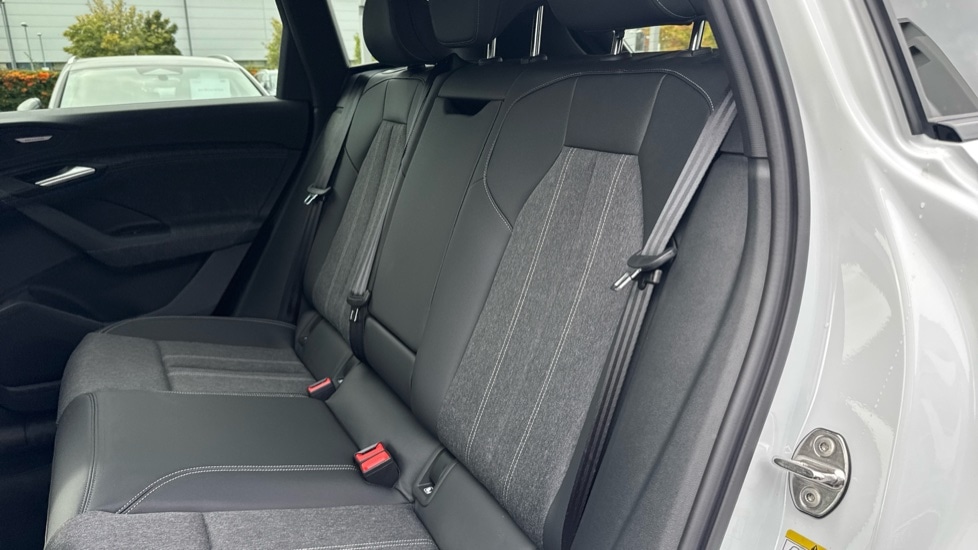 Used Audi Q6 e-tron 2025 for sale - 76871597: Photo 15