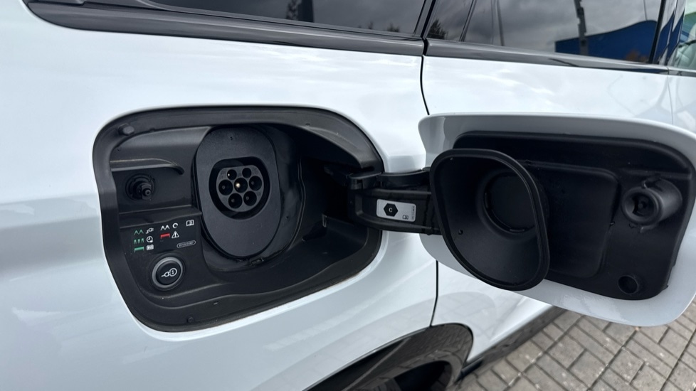 Used Audi Q6 e-tron 2025 for sale - 76871597: Photo 22