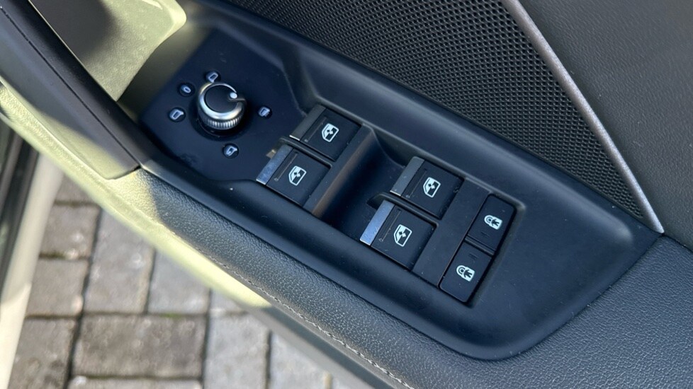 Used Audi A3 2023 for sale - 76872776: Photo 44