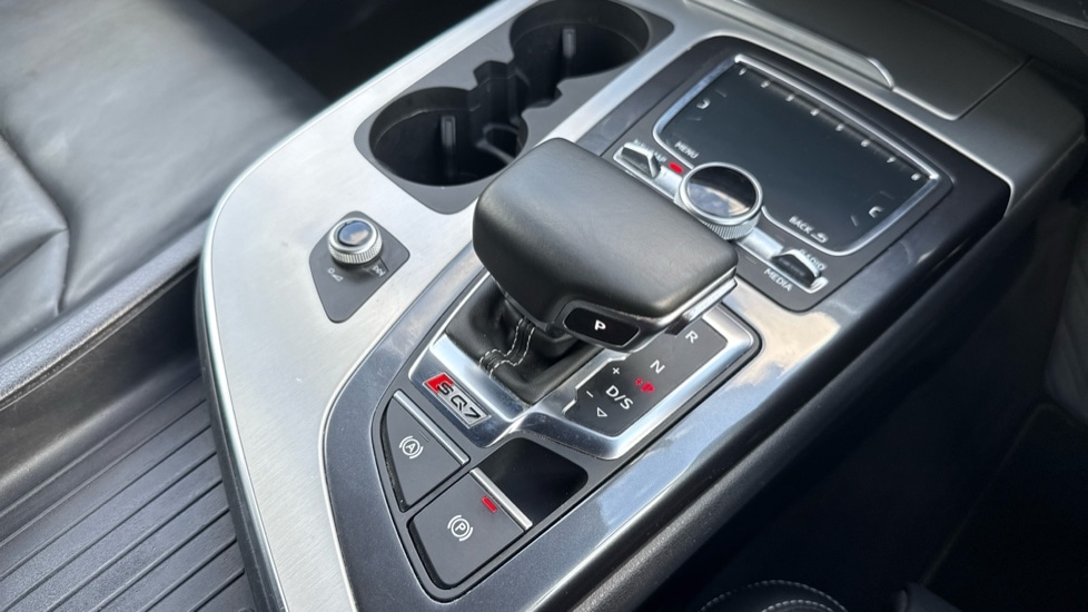 Used Audi Q7 2017 for sale - 76869925: Photo 19