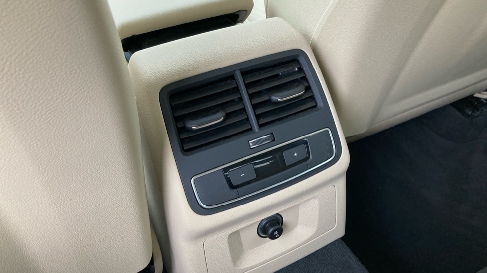 Used Audi A4 2021 for sale - 76868930: Photo 37