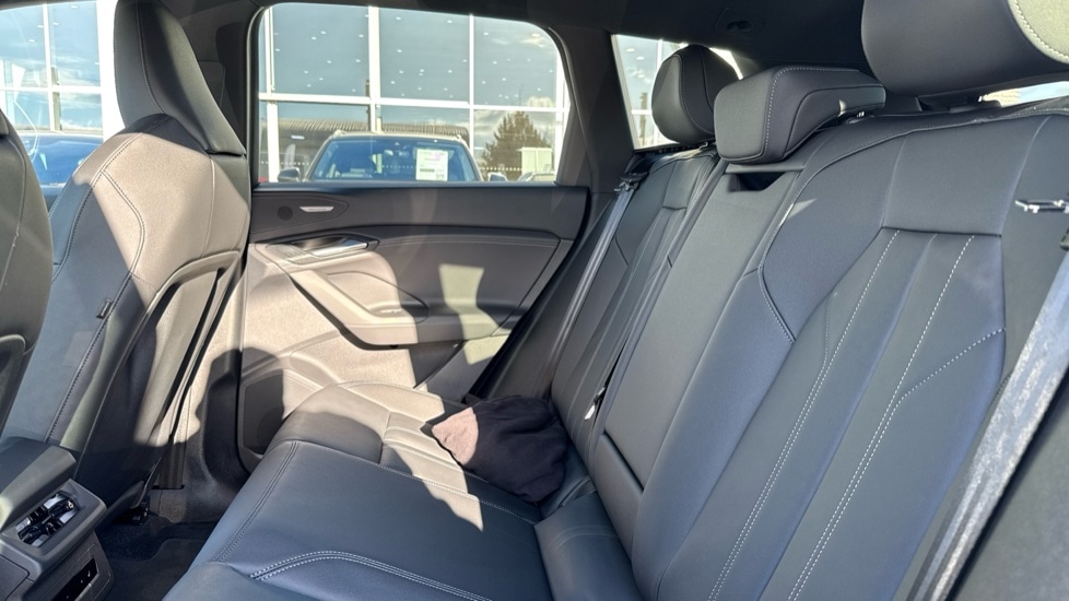 Used Audi Q6 e-tron 2025 for sale - 76872071: Photo 15