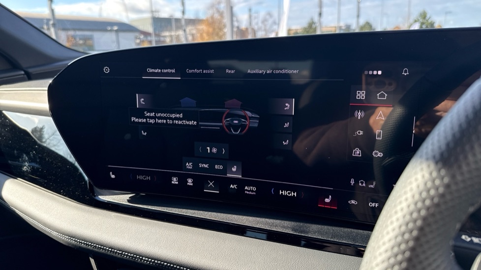 Used Audi Q6 e-tron 2025 for sale - 76872071: Photo 16