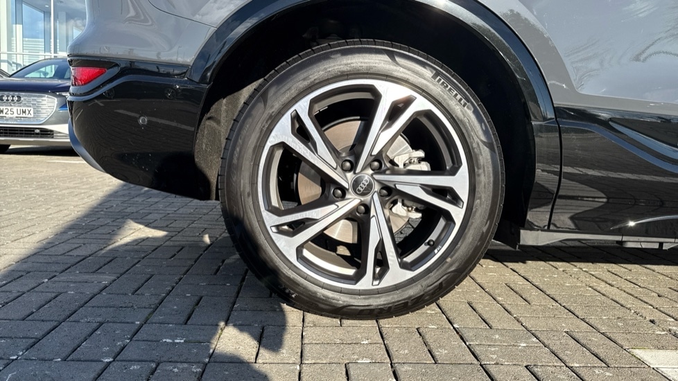 Used Audi Q6 e-tron 2025 for sale - 76872071: Photo 21