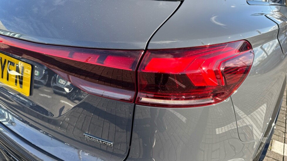 Used Audi Q6 e-tron 2025 for sale - 76872071: Photo 33