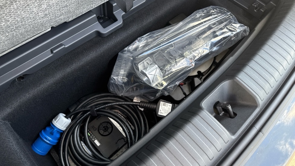 Used Audi Q6 e-tron 2025 for sale - 76872071: Photo 42