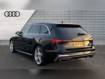 Used Audi A4 2023 for sale - 76796279: Photo